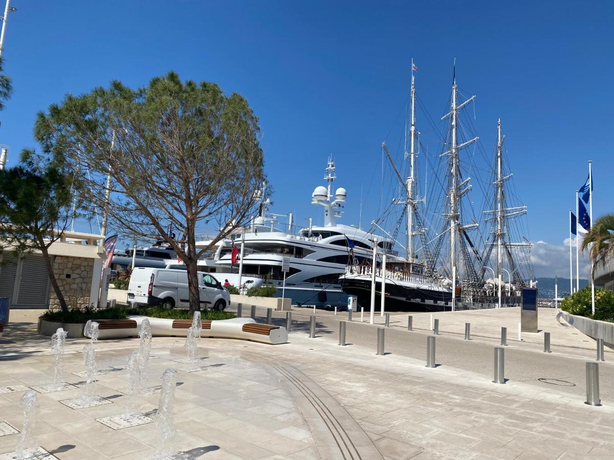Cannes Croisette &Palm Beach,Parking Esterno foto